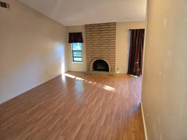 3233 Explorer Dr, Sacramento, CA 95827