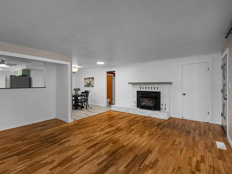 1418 Lebanon St SE — Photo 9