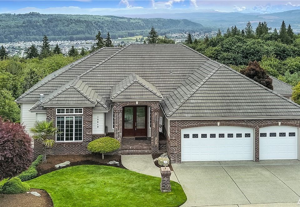 1st image of 15819 136th Avenue Ct E
