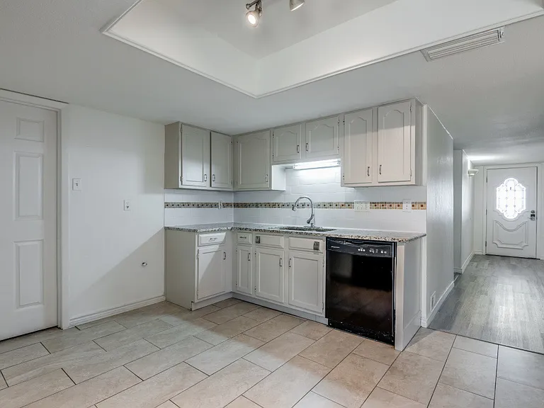 6013 Frontier Ln — Photo 19