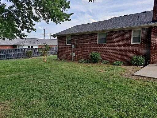 1506 Matts Hollow Rd — Photo 16