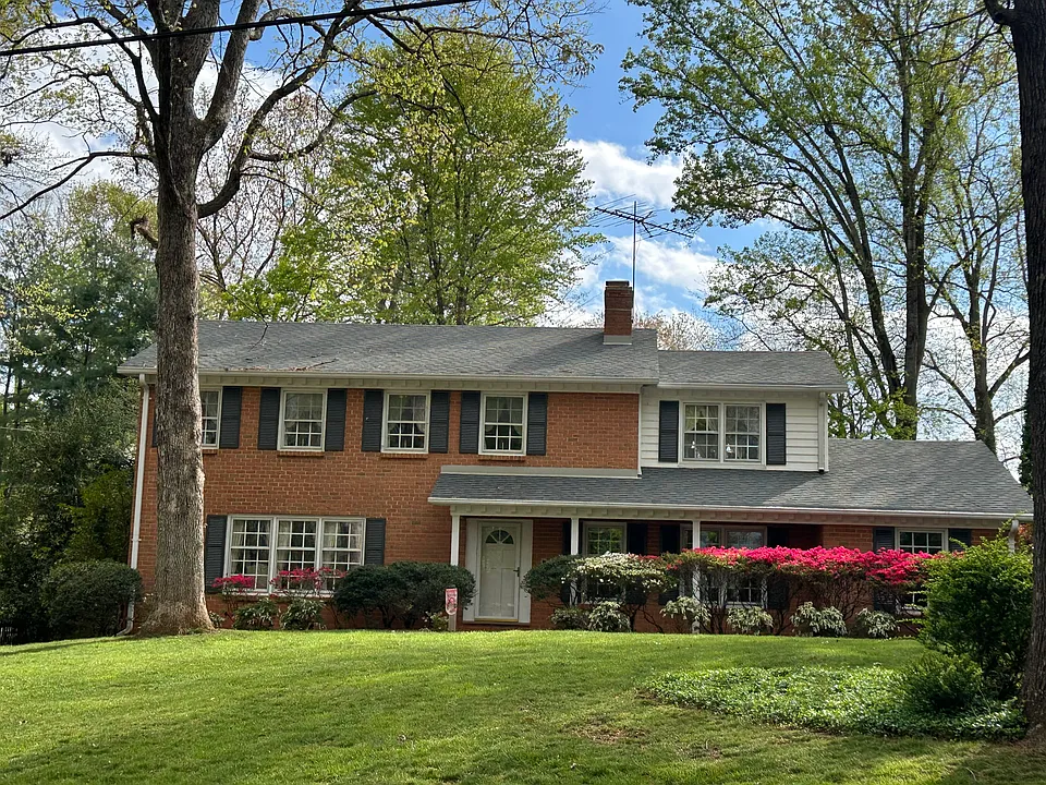 3033 Cardinal Pl