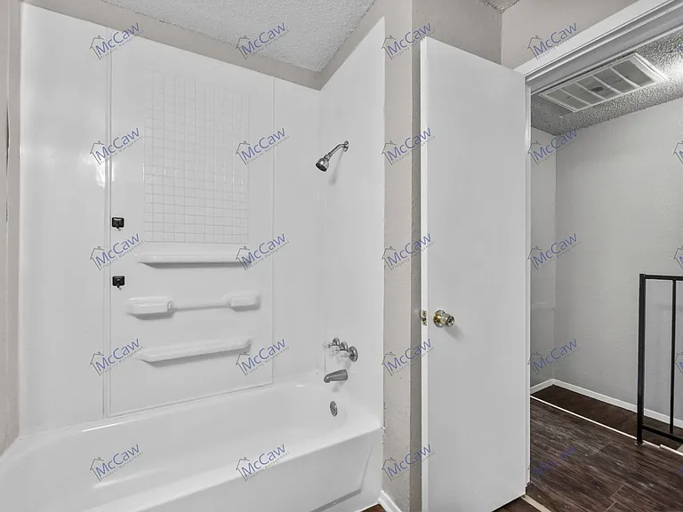 2198 Aspen Dr — Photo 12