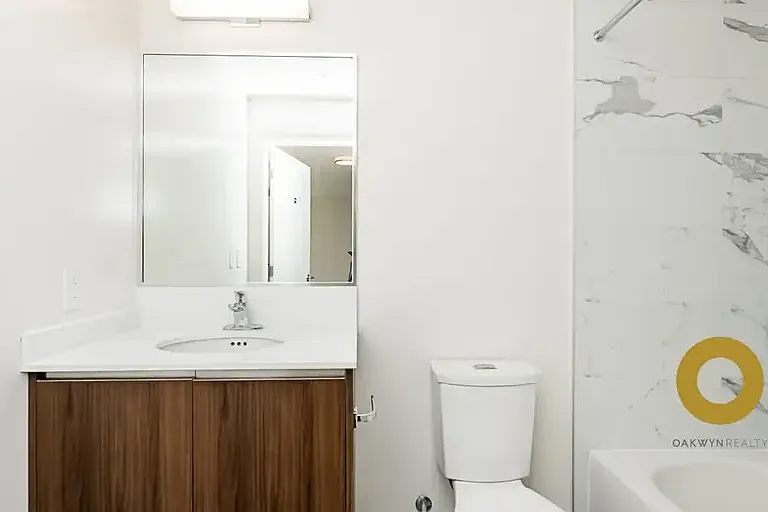 6137 Cambie St #701 — Photo 9