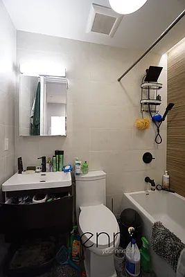 Rented by Rennit Inc. | media 13