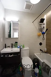 Rented by Rennit Inc.