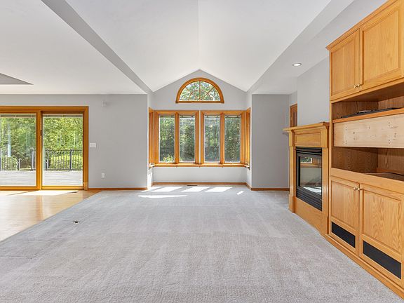 5th image of 3252 N 160th Ave