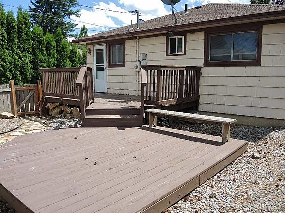 2nd image of 3427 E 33rd Ave