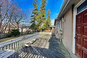 6 Blithfield Ave #MAIN — Photo 11