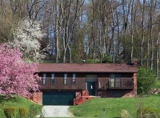 100 Keenan St, Finleyville, PA