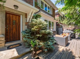 96 Brule Gdns, Toronto, ON M6S4J6