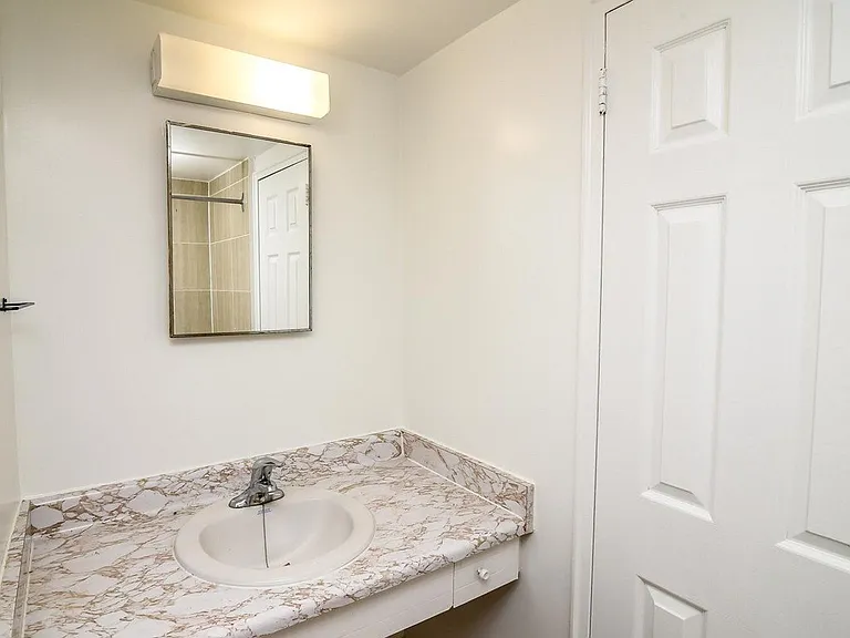 16 Tremont Dr — Photo 15