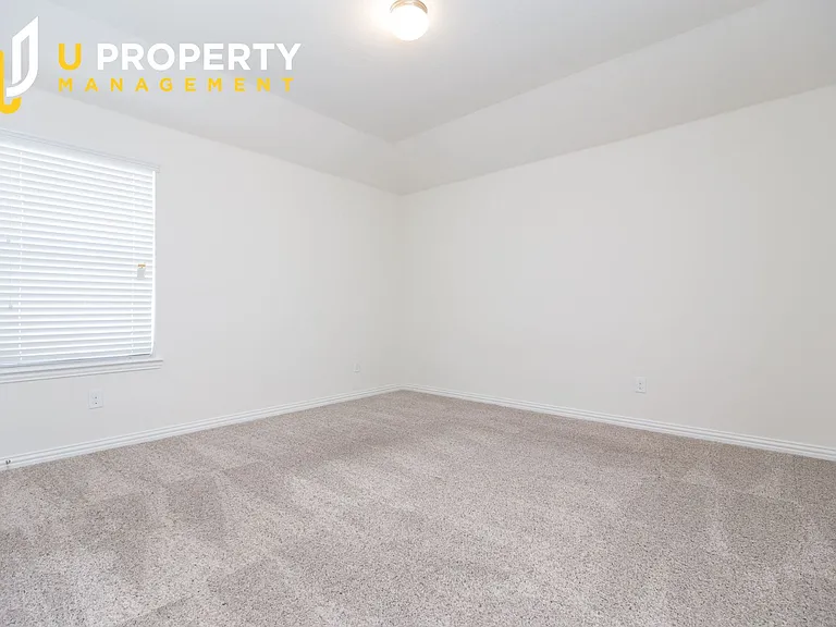 817 Black Hawk Dr — Photo 21
