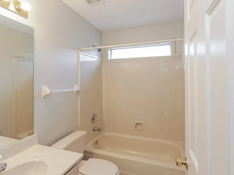 3102 Valley Green Ln — Photo 15