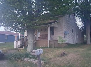 405 Fairmont Ave, Barnesville, OH 43713