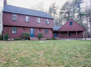 17 Morgan St, Wenham, MA 01984