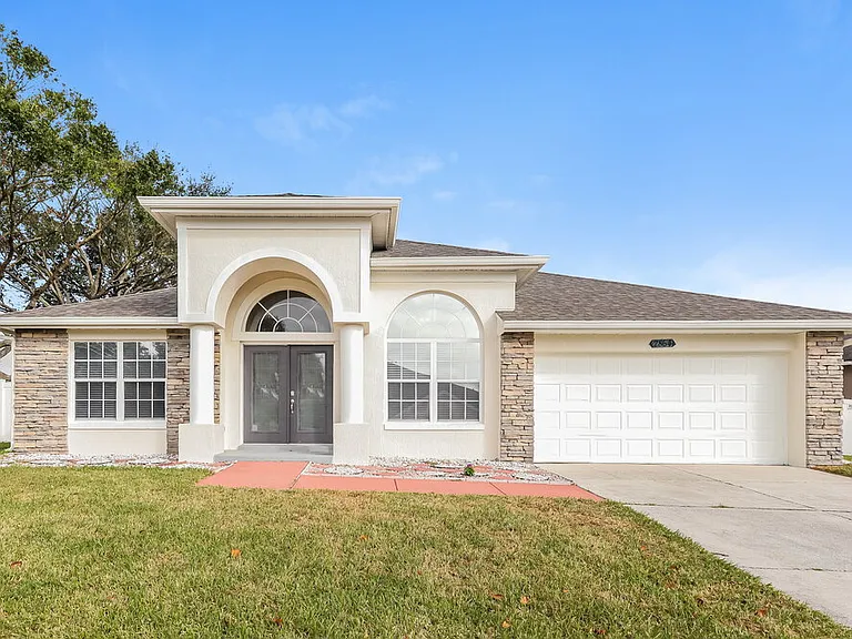2864 Meridian Point Ln — Photo 1