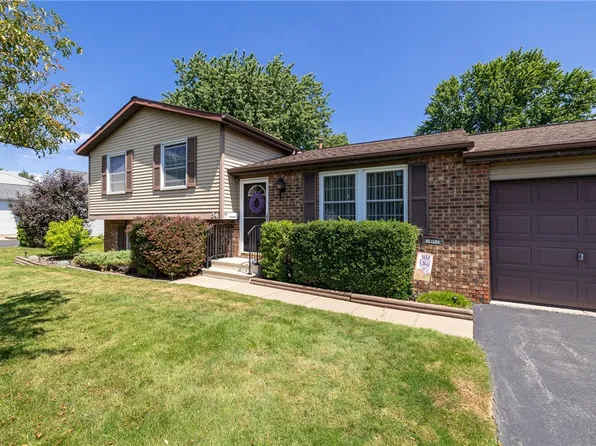 54 Meadow Greene St, Rochester, NY 14612