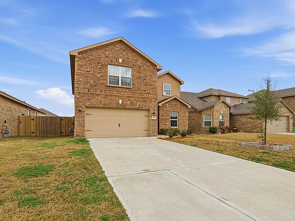 2nd image of 425 Elaine Valley Dr