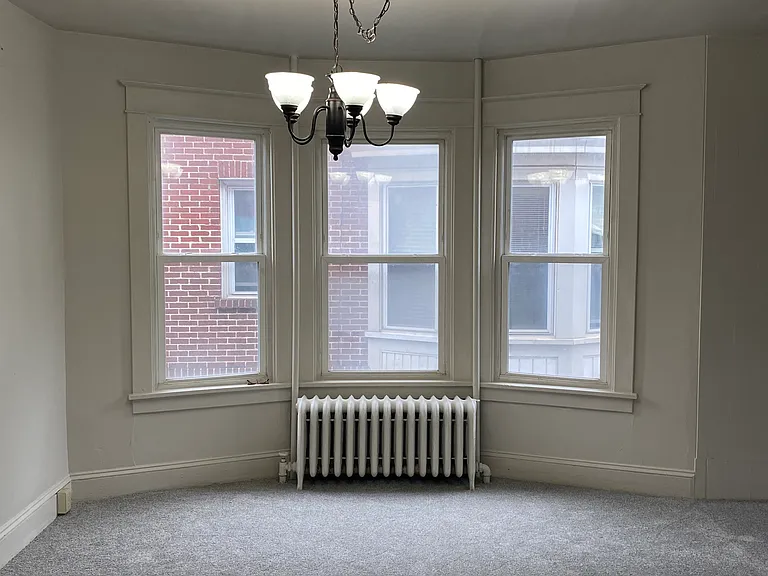 354 New Scotland Ave — Photo 9