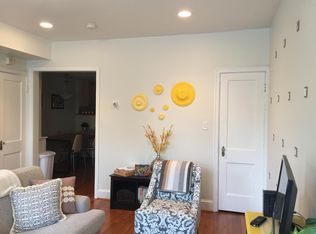 213 19th St NE APT 1, Washington, DC 20002