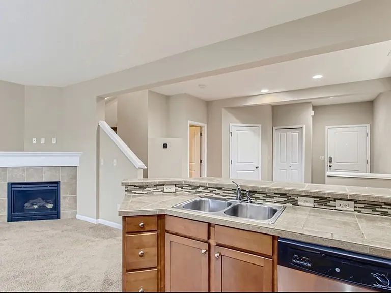 20815 Sister Ln — Photo 6
