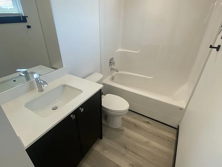 2979 Fen Way #B — Photo 9