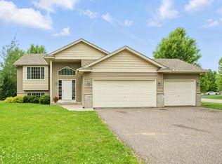 10310 Kaitlin Ave, Hanover, MN 55341