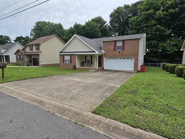 2475 Rafiki Dr — Photo 2