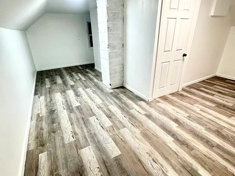 110 Main St #2 — Photo 8