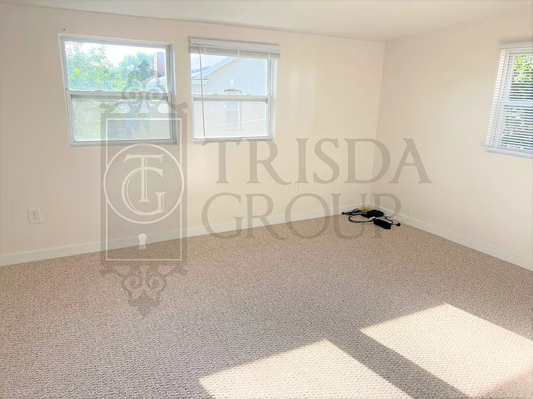 618 Southern Ave — Photo 15
