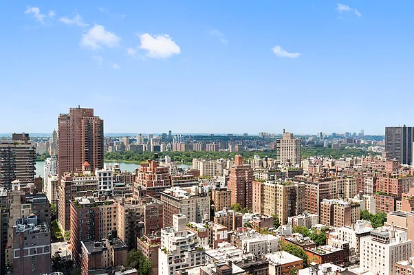 Rented by Douglas Elliman | media 6