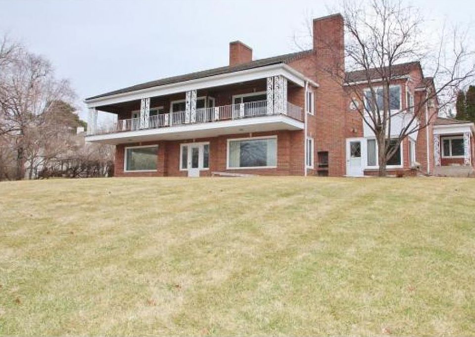1st image of 2424 Du Charme Ln
