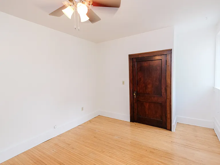 Dayton Apartments — Photo 31