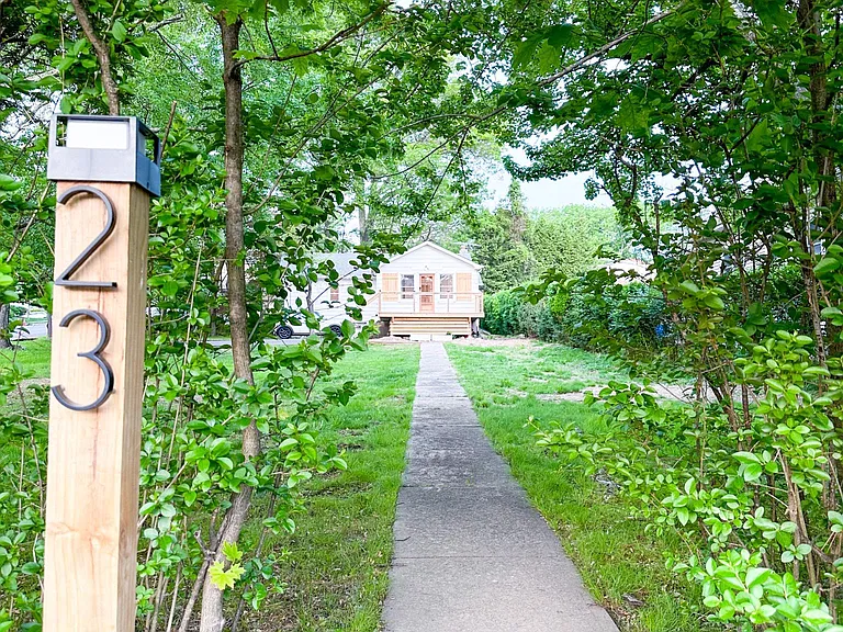 23 Hewson Ave — Photo 24