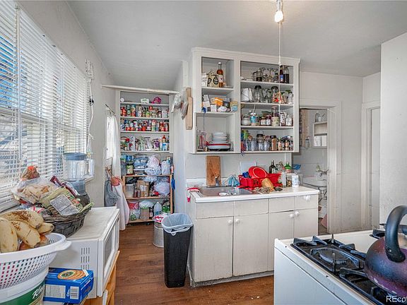 3rd image of 2809 W Short Place