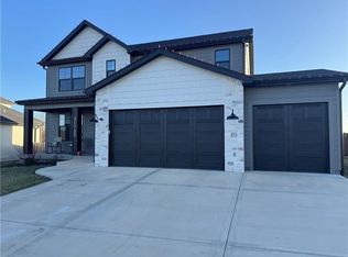 31733 W 168th Ct, Gardner, KS 66030