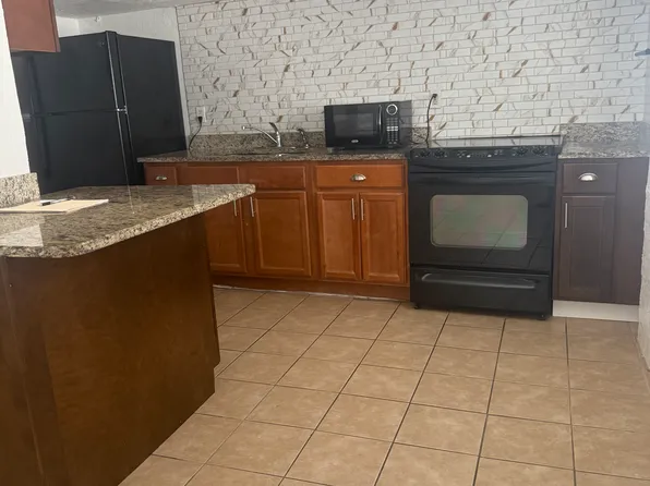 23 S Hollywood Ave APT 7, Daytona Beach, FL 32118