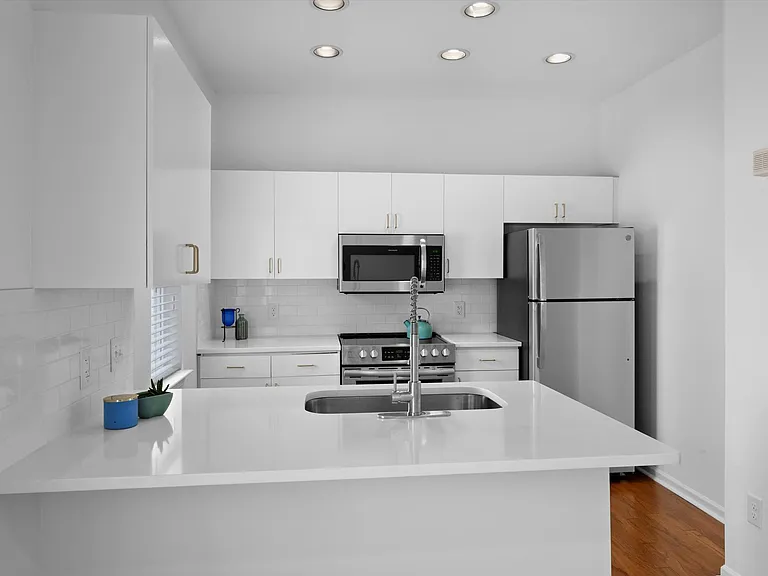 2252 Vision Dr — Photo 11