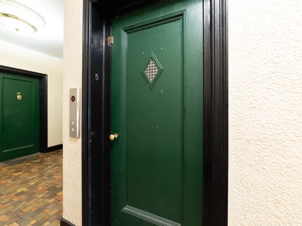 7714 Bay Parkway image 8 of 13