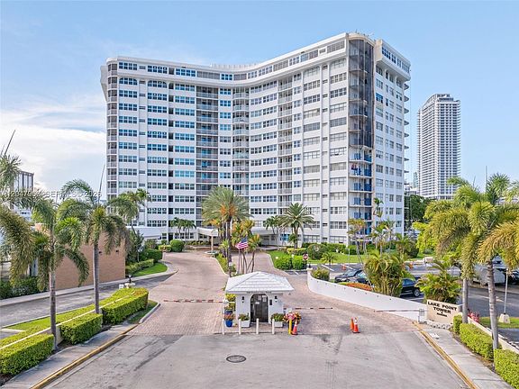 3rd image of 100 Golden Isles Dr APT 901