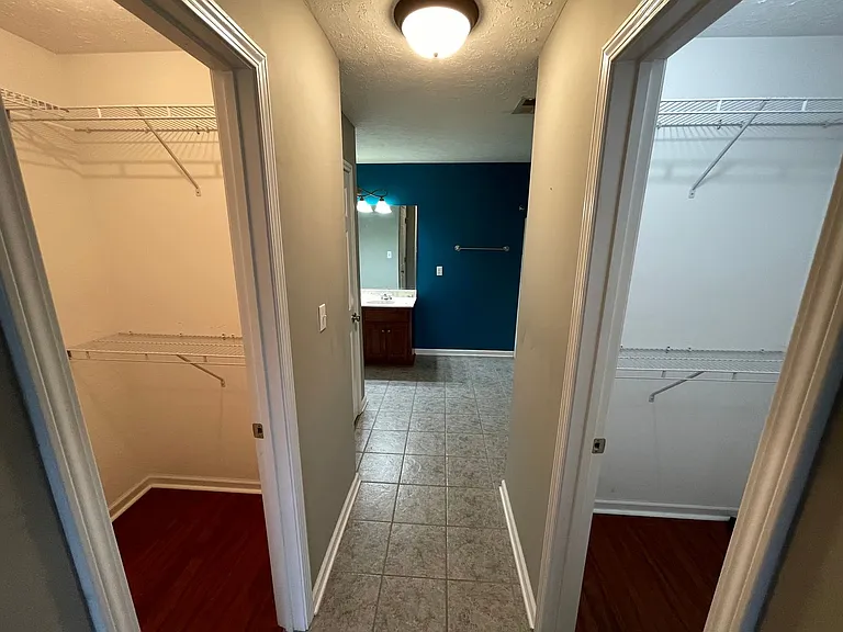 1547 Overlook Cir — Photo 14