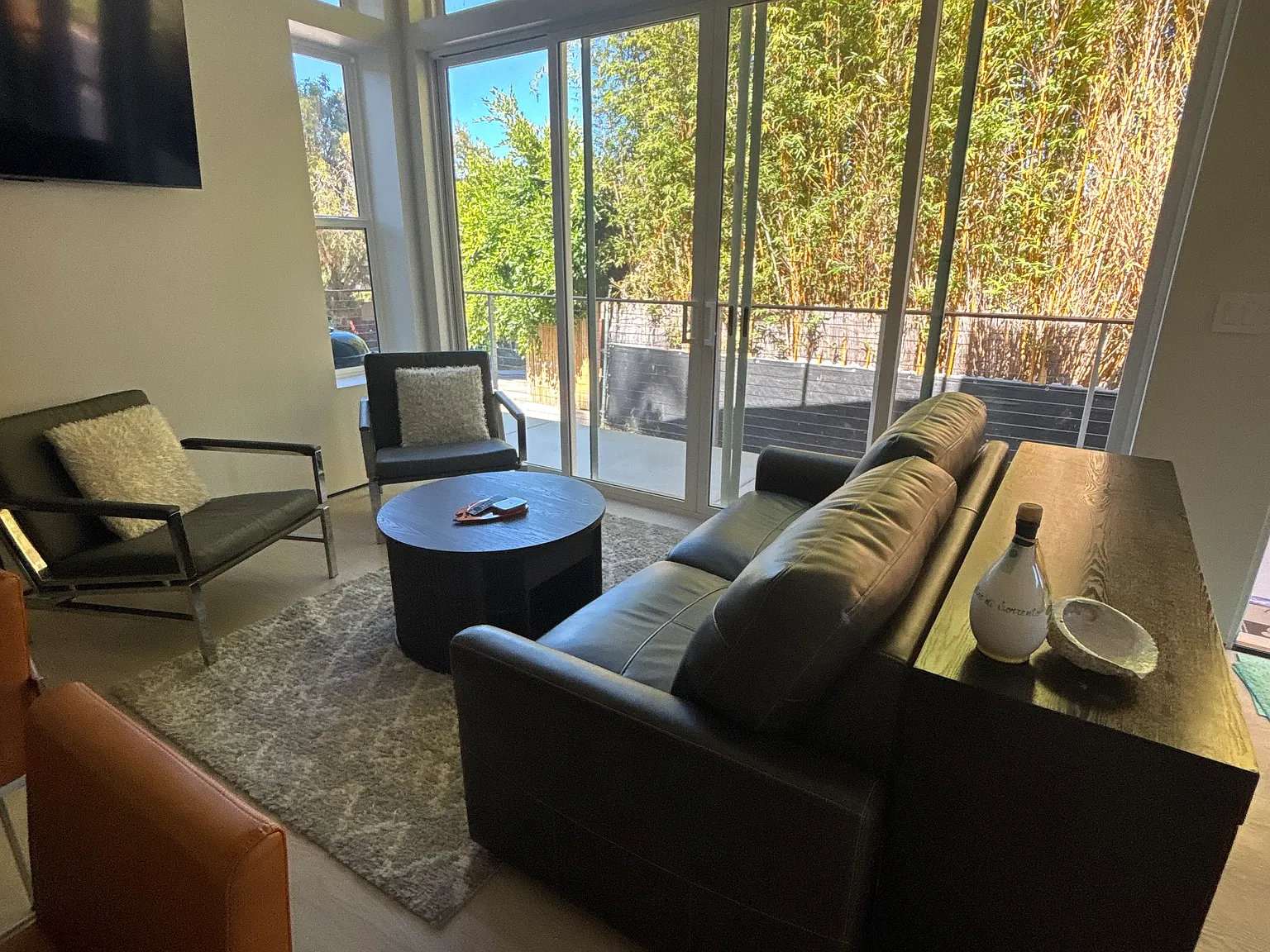 2 bed, 832 sqft, $6,000 — Photo 4