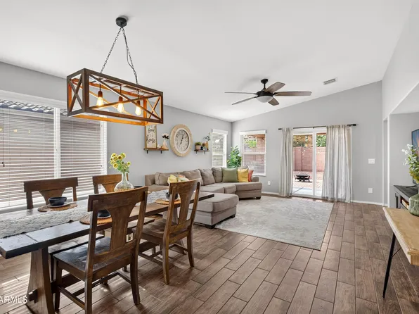 18324 W PUEBLO Avenue, Goodyear, AZ 85338