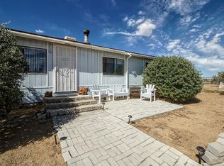 6223 Coyote Rd, Phelan, CA 92371