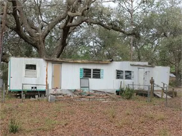 4582 SE 162nd Ct, Ocklawaha, FL 32179