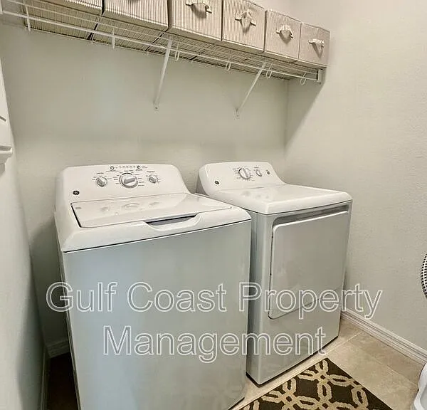 1908 Swivel Ln — Photo 13