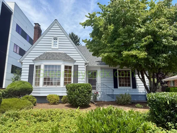2101 N Rosa Parks Way, Portland, OR 97217