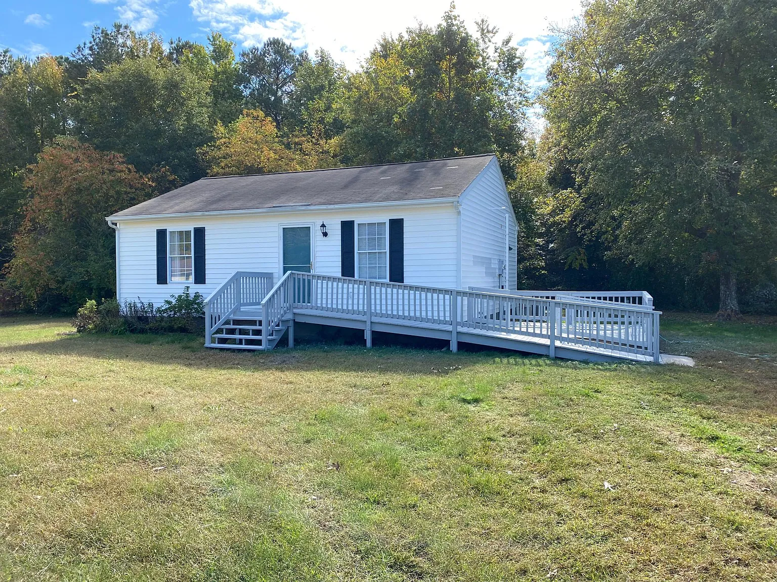 2 bed, 768 sqft, $2,700 — Photo 1