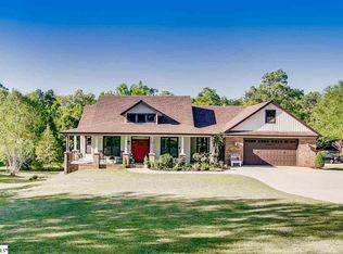 19 Alan Kent Ln, Greer, SC 29651